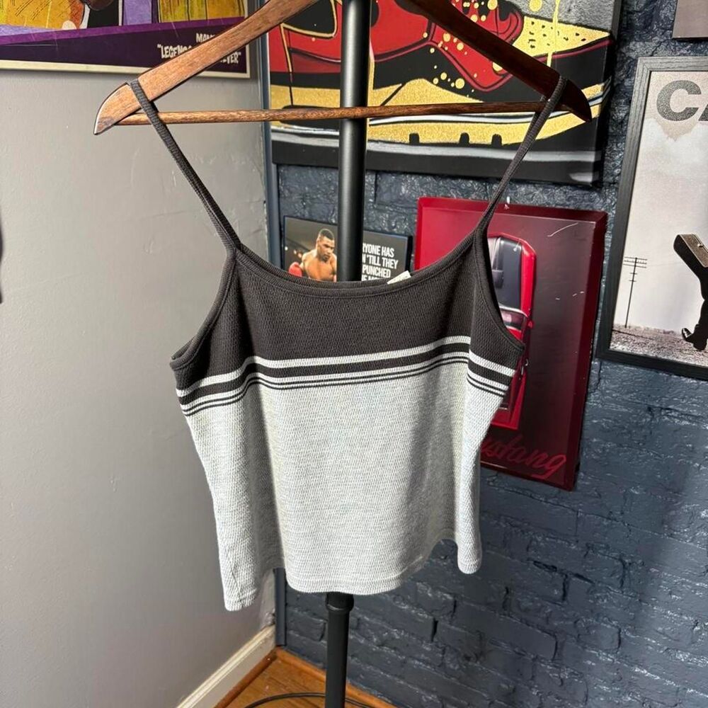 Copper-key Women's multi Crop-top